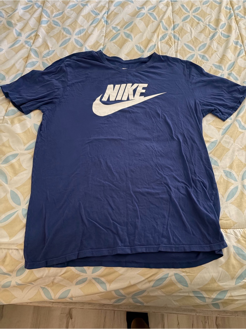 Nike Men's Dark Blue T-Shirt with White Logo